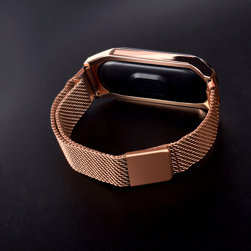 rose gold smartwatch